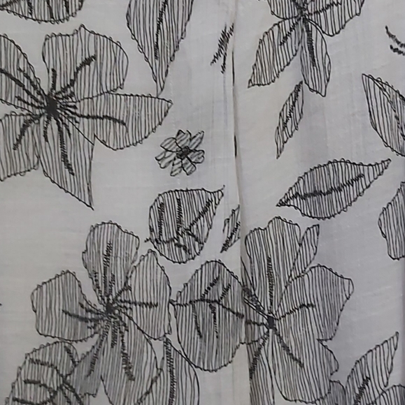 Variations floral dress - Picture 7 of 9